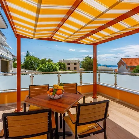 דירה In Mit Eigenem Balkon *